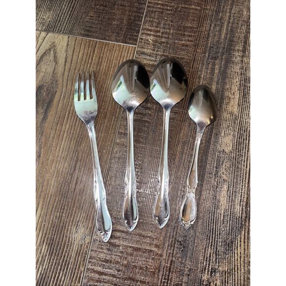 Oneida Chatelaine 4 Oval Soup TeaSpoon Spoon Fork Stainless Flatware Silverware - Picture 2 of 2